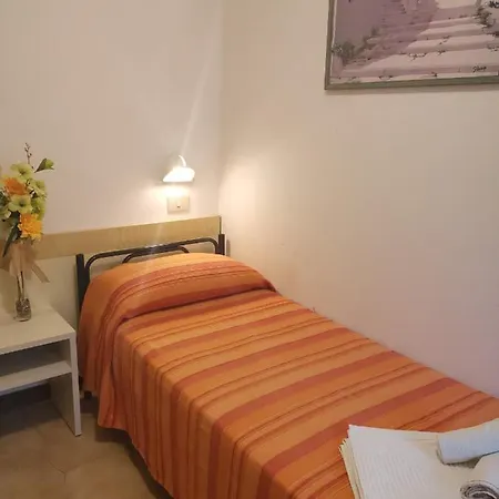 Alcazar Hotell