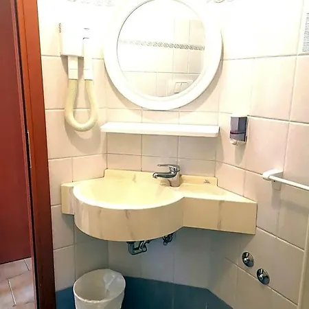 Szálloda Alcazar