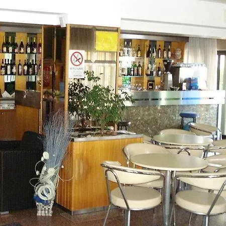Szálloda Alcazar 3*