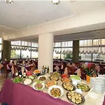 Alcazar 3* רימיני