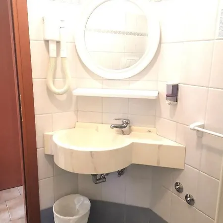 Hotel Alcazar