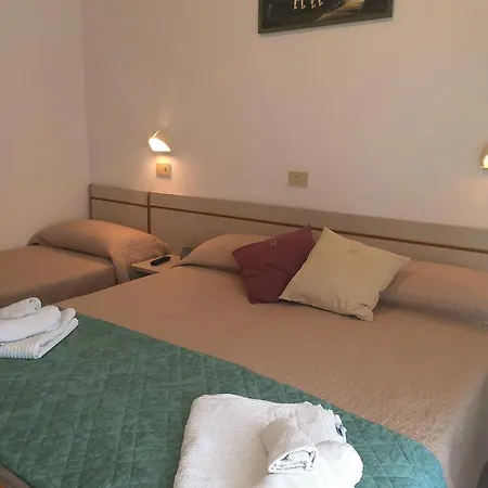 Alcazar 3* Rimini