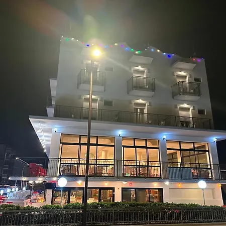 Otel Alcazar Rimini