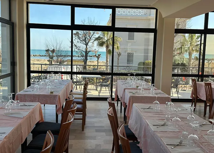 Ξενοδοχείο Alcazar Ρίμινι